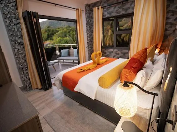 360 Degrees Villa Victoria