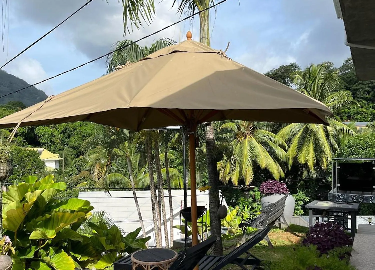 360 Degrees Villa Victoria