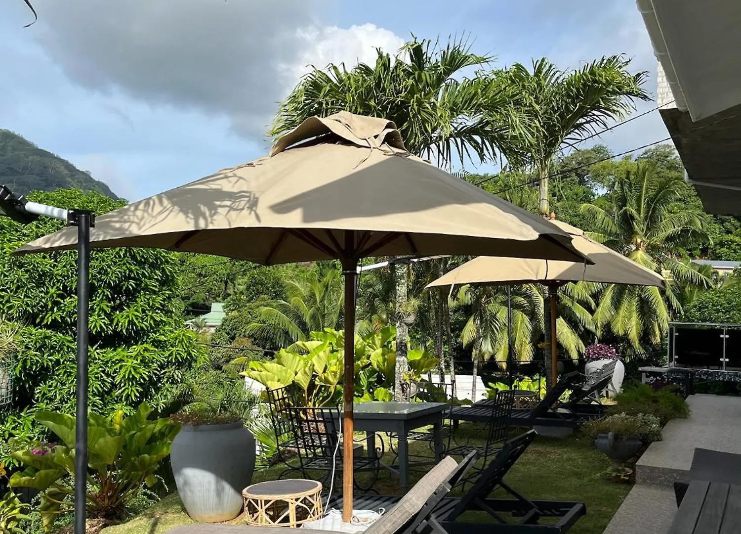 360 Degrees Villa Victoria